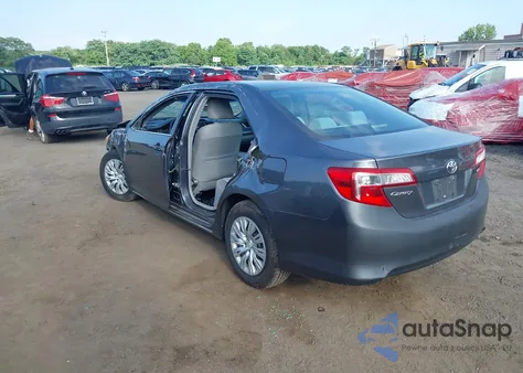 2014 Toyota Camry Le z USA, uszkodzony, nr VIN 4T4BF1FK9ER341677